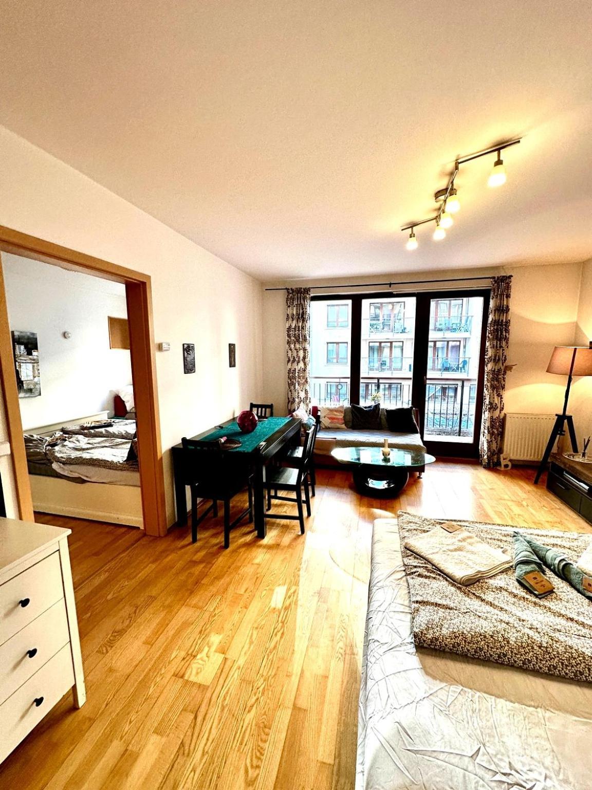 City Center Apartment With Balcony Budapest Ngoại thất bức ảnh