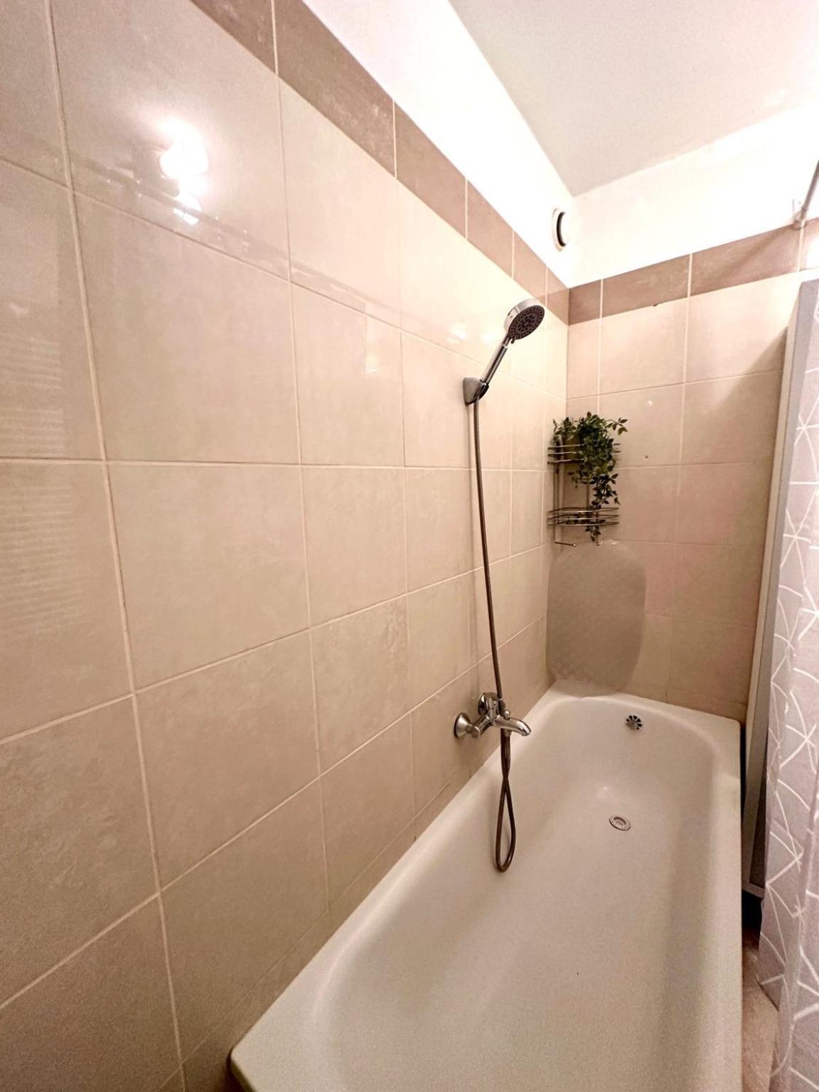 City Center Apartment With Balcony Budapest Ngoại thất bức ảnh